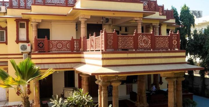 Hotel Siddhartha Palace อาเมดาบัด ภายนอก รูปภาพ